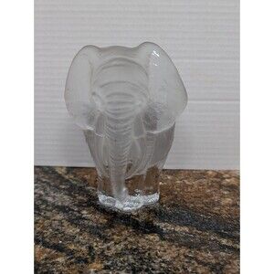 VTG Viking Art Clear/Frosted Glass Elephant, 5.75” X 4.25” X 1.25” Nice!